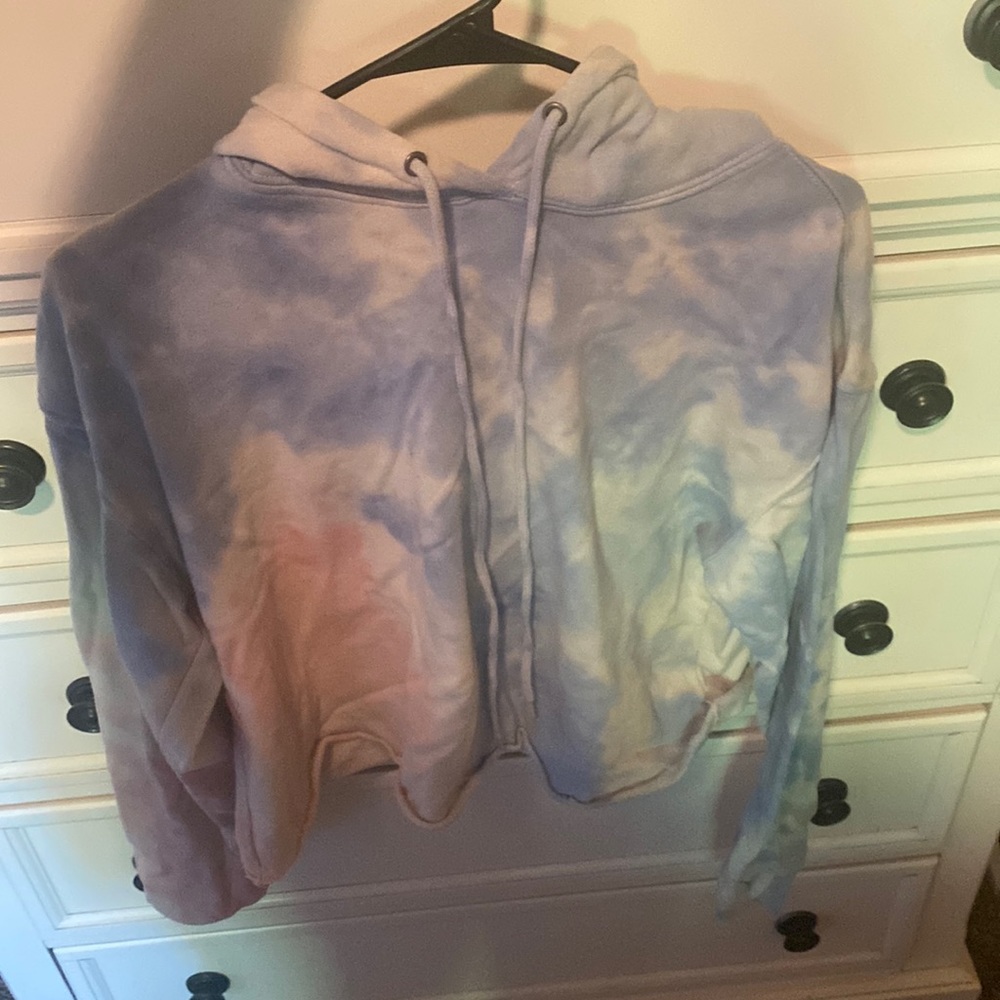 Tie Die Cropped Hoodie
